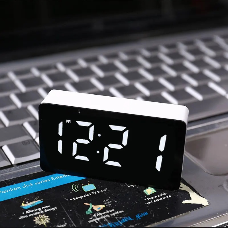 Reloj electrónico LED, despert - Electronics Gadgets Wholesale reseña y precio